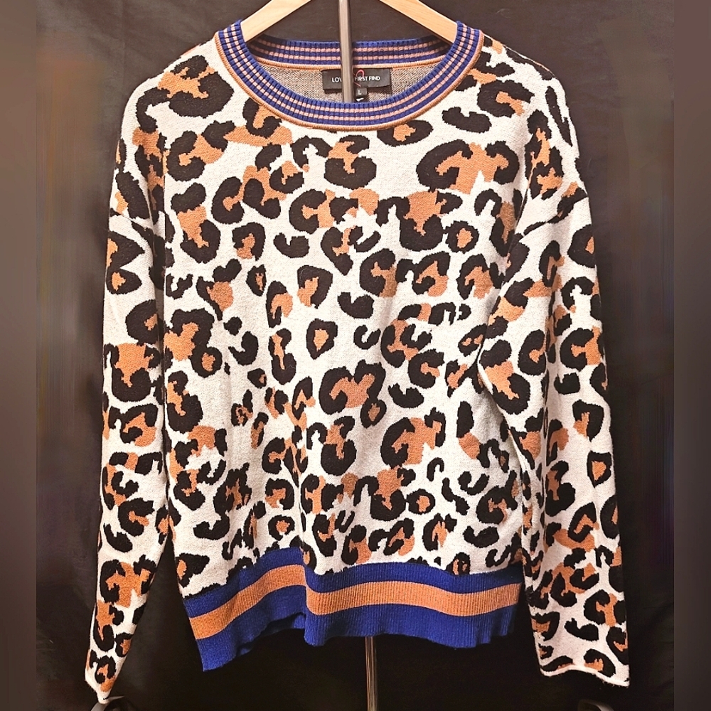Love At First Sight Cheetah Print Pullover Sweater Sz L